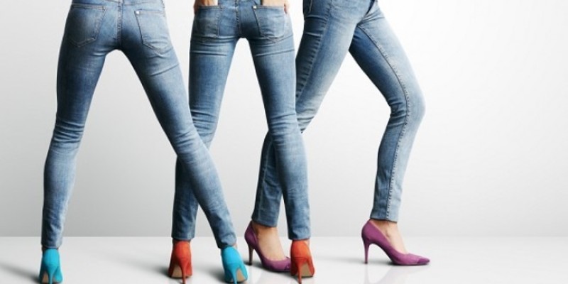 Самые престижные джинсы-2020: топ-10 ярчайших трендов